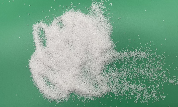 白刚玉砂的磨削性能与加工效率