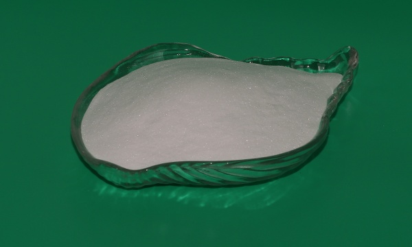 白刚玉砂的化学成分与性能优势