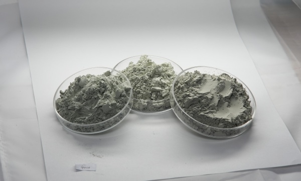 绿碳化硅微粉在陶瓷加工中的关键作用